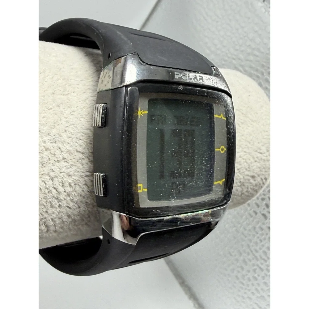 POLAR Flow New Battery FT60 Men's Heart Rate Monitor Watch ONLY ( WORKS )